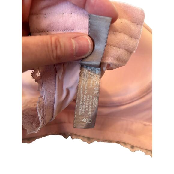 Daisy Fuentes Wired Lined Bra NWOT Plus Size 40D Pink Lace Detail Adjustable New - Picture 8 of 9